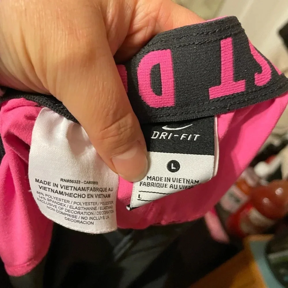 NIKE WOMENS COLOR BLOCK ACTIVE SHORTS